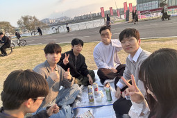자율회 주관 밥 같이 먹어요
