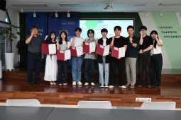 상반기 모범상 수여